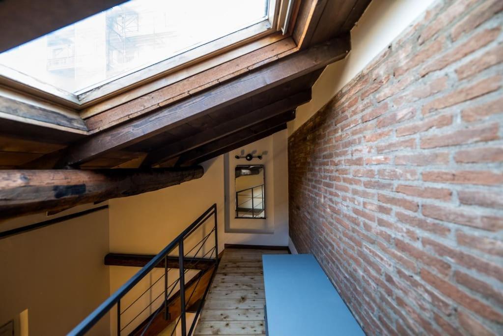 Wonderful Two Floors Apartment 밀라노 외부 사진